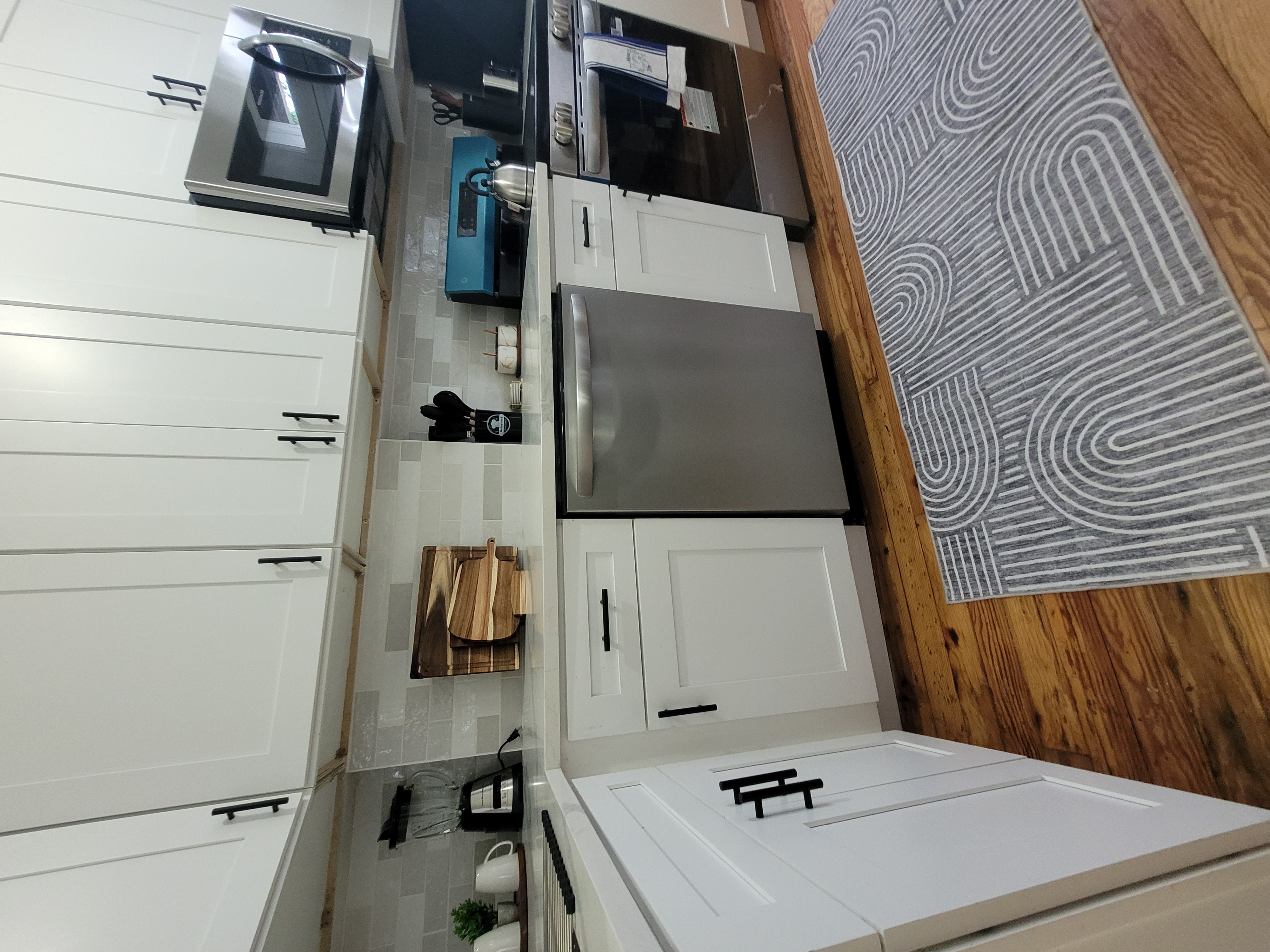 Coming Soon! Sunlit 2BD furnished Apt fully furnished full-size photo 41