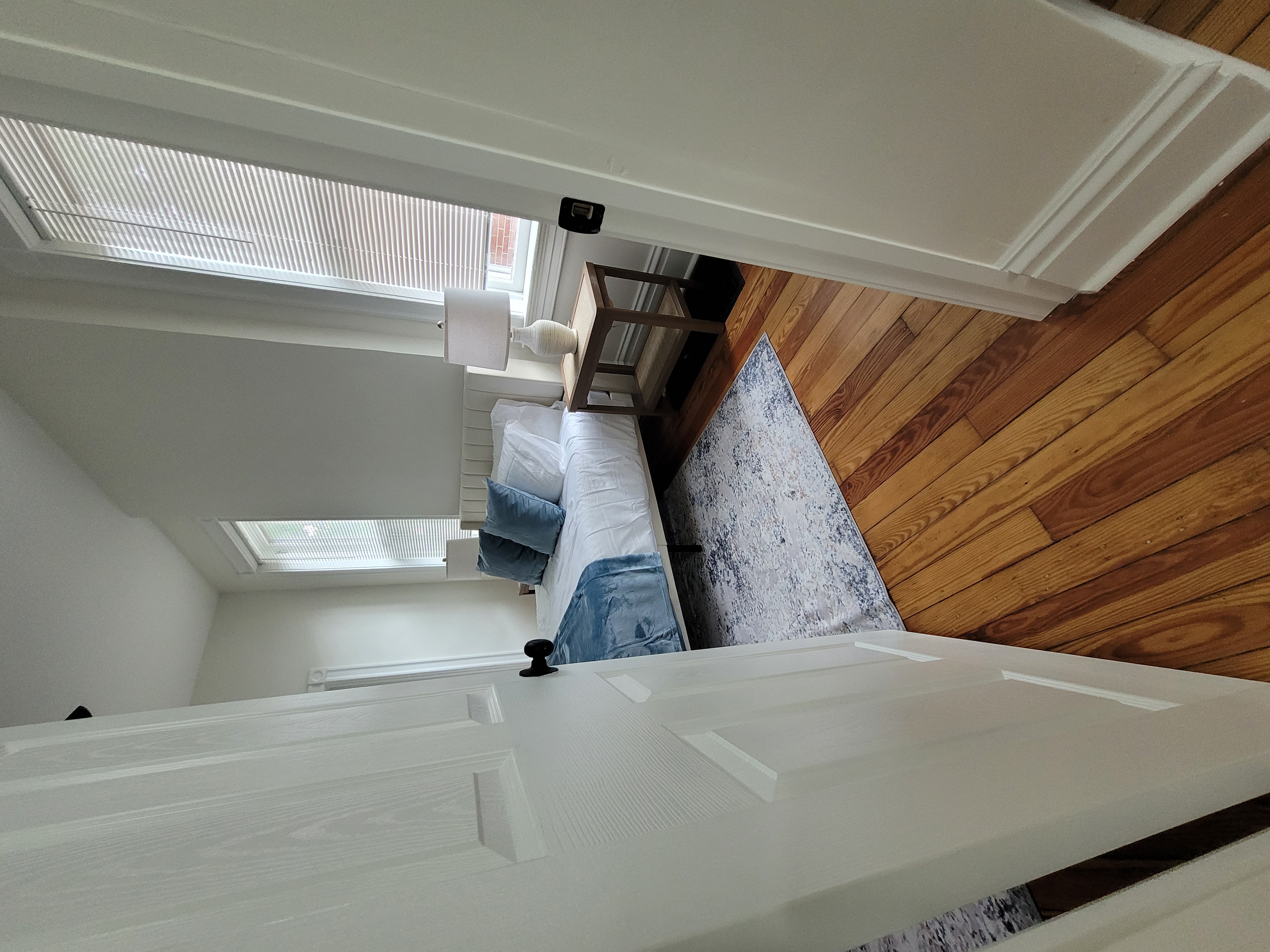 Coming Soon! Sunlit 2BD furnished Apt fully furnished full-size photo 45