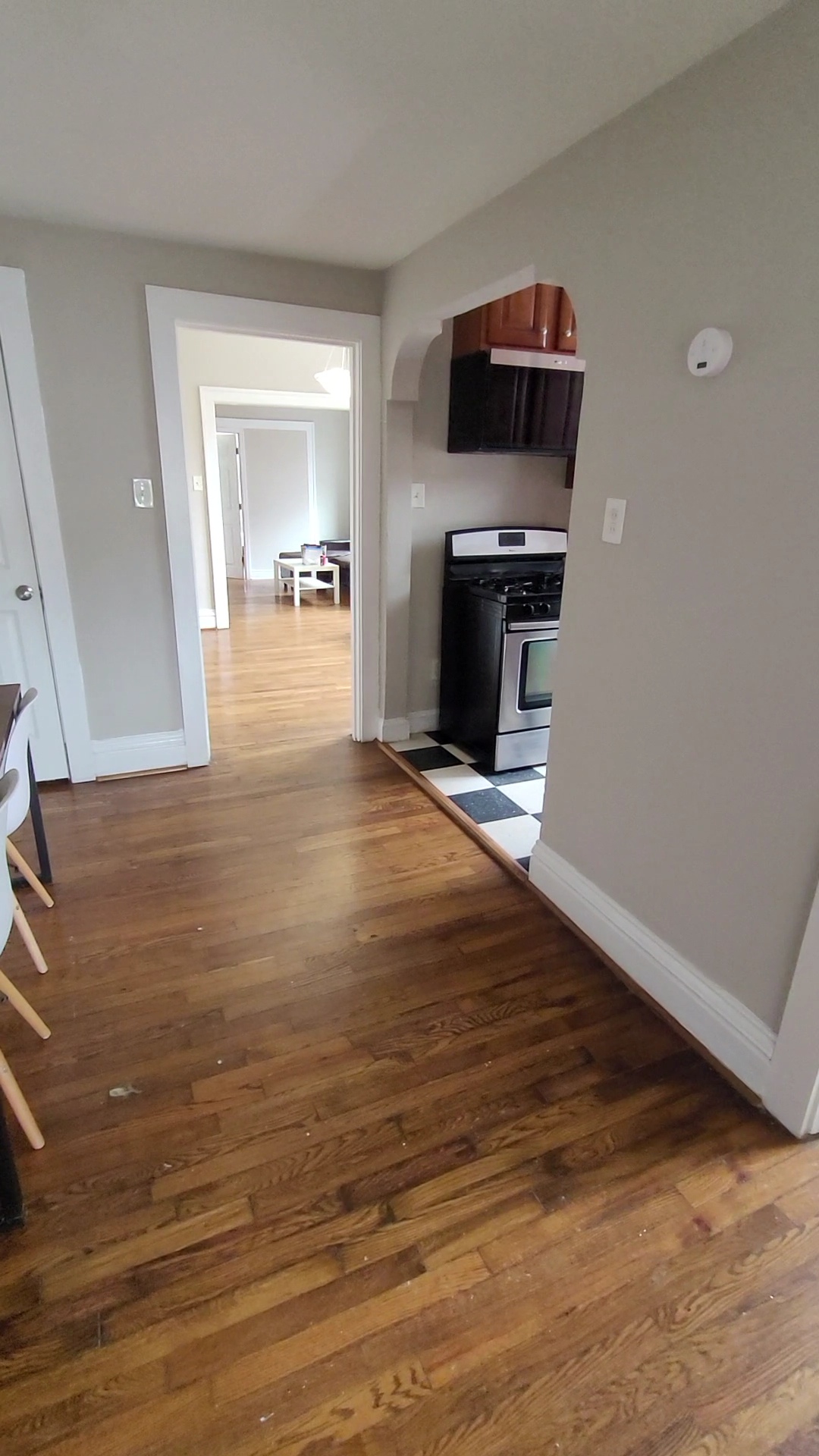 Furnished 2BD Apartment near WUSTL full-size photo 10