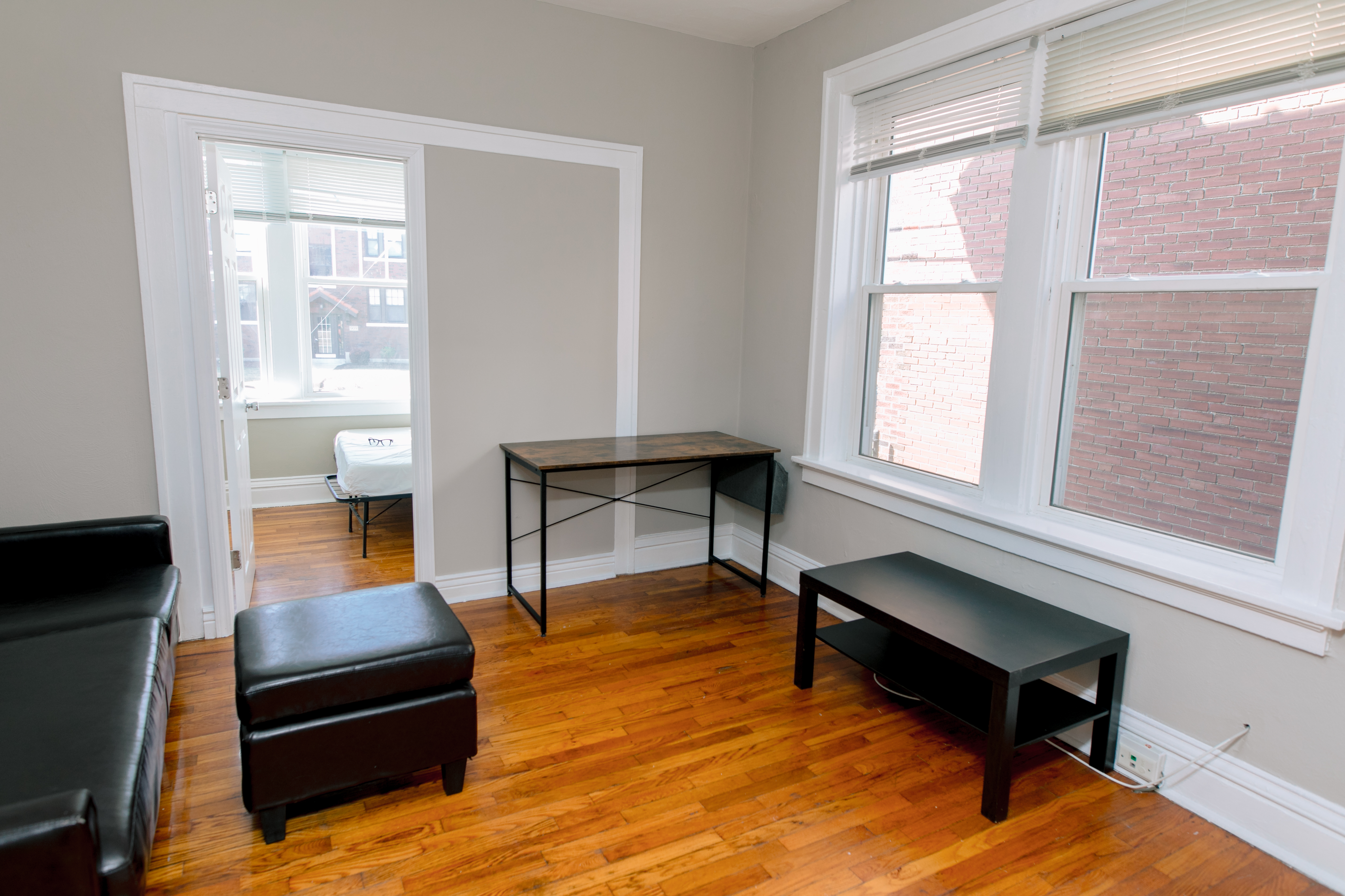 Furnished 2BD Apartment near WUSTL full-size photo 3