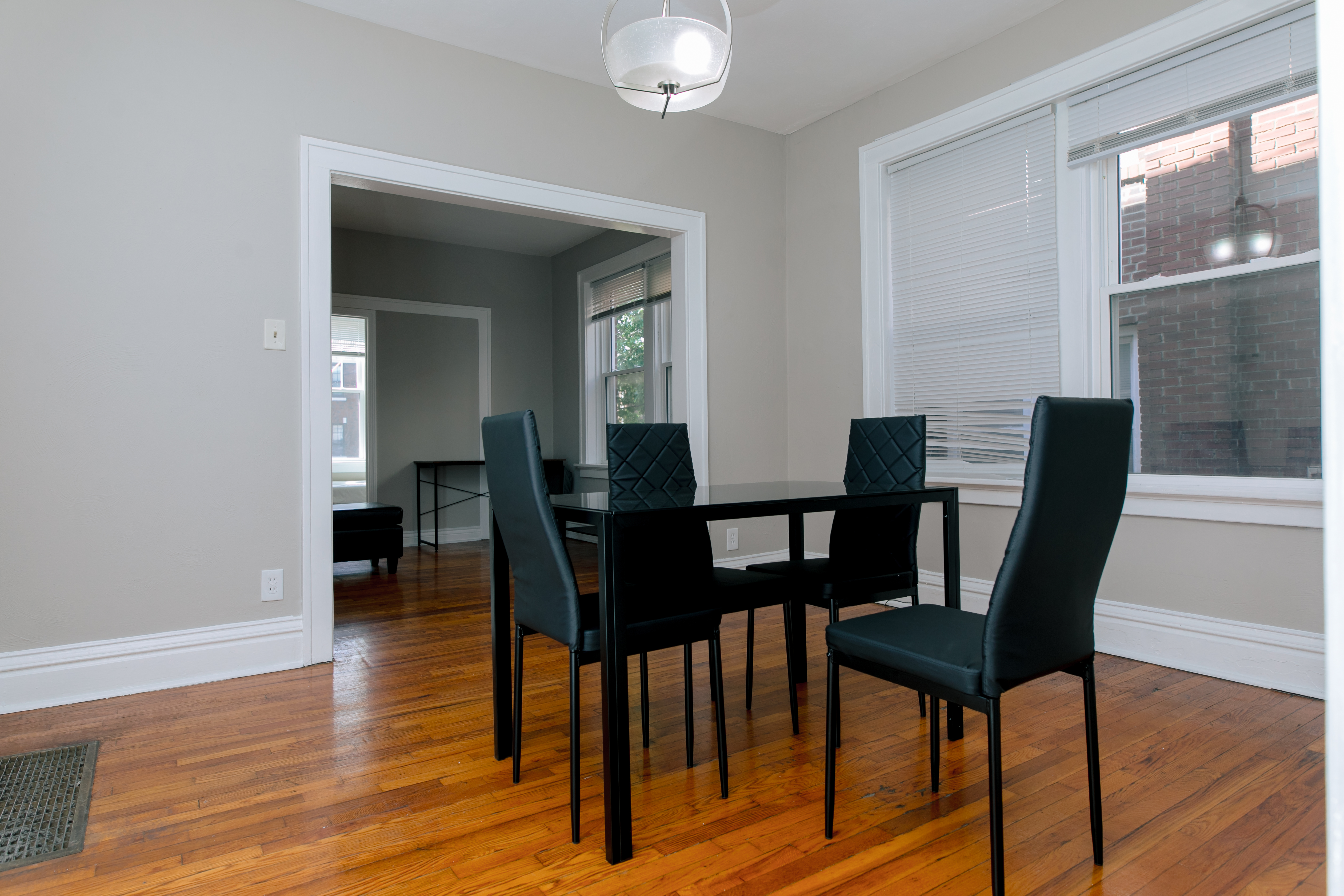 Furnished 2BD Apartment near WUSTL full-size photo 6